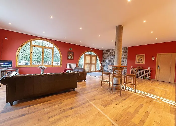 Hospederia Casa Martell 2* Дарока